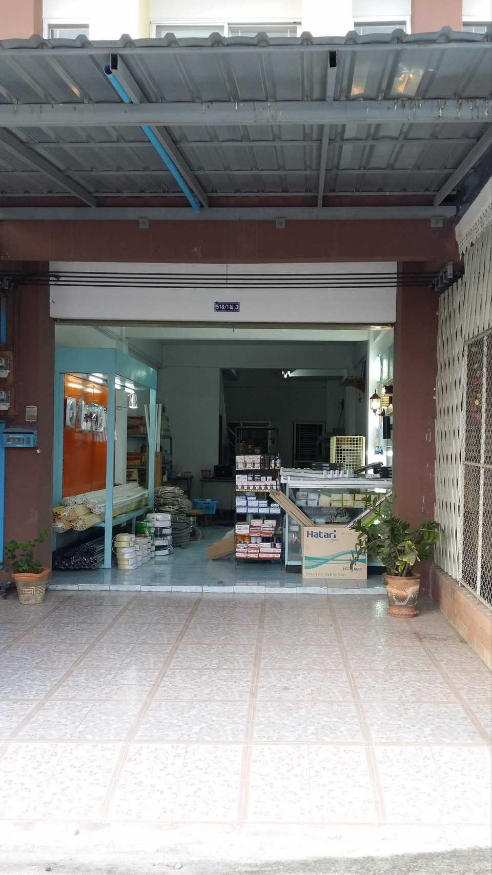 โฮมออฟฟิศ 3 ชั้น โครงการเขาน้อย วิลเลจ ศรีราชา 