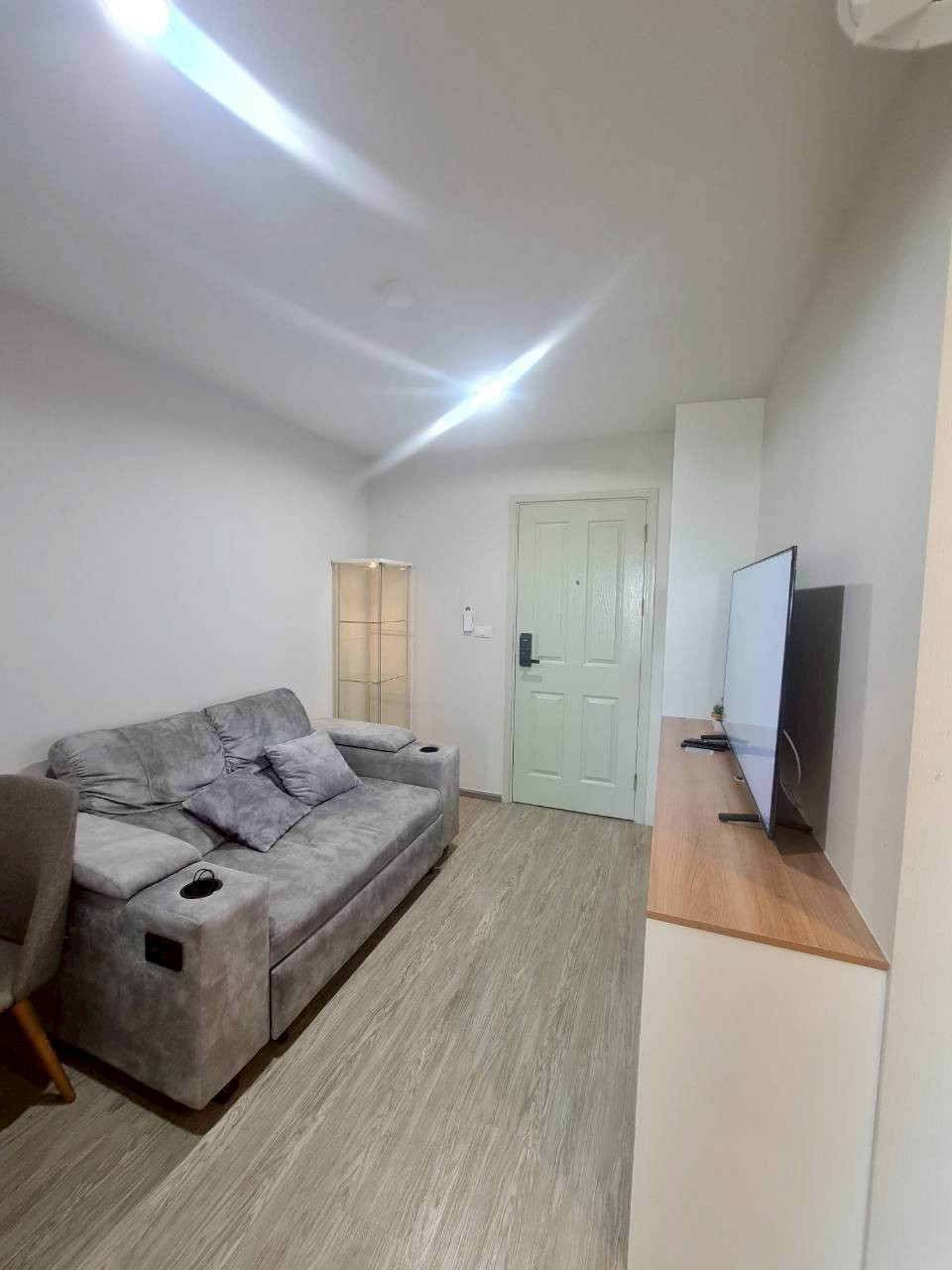 🔥 For rent Hi Seacon Station Condo 💰 9,500 📍 Opposite Seacon Square and MRT Suan Luang Rama 9 station. 🔥 For rent Hi Seacon Station Condo 💰 9,500 📍 Opposite Seacon Square and MRT Suan Luang Rama 9 station.
