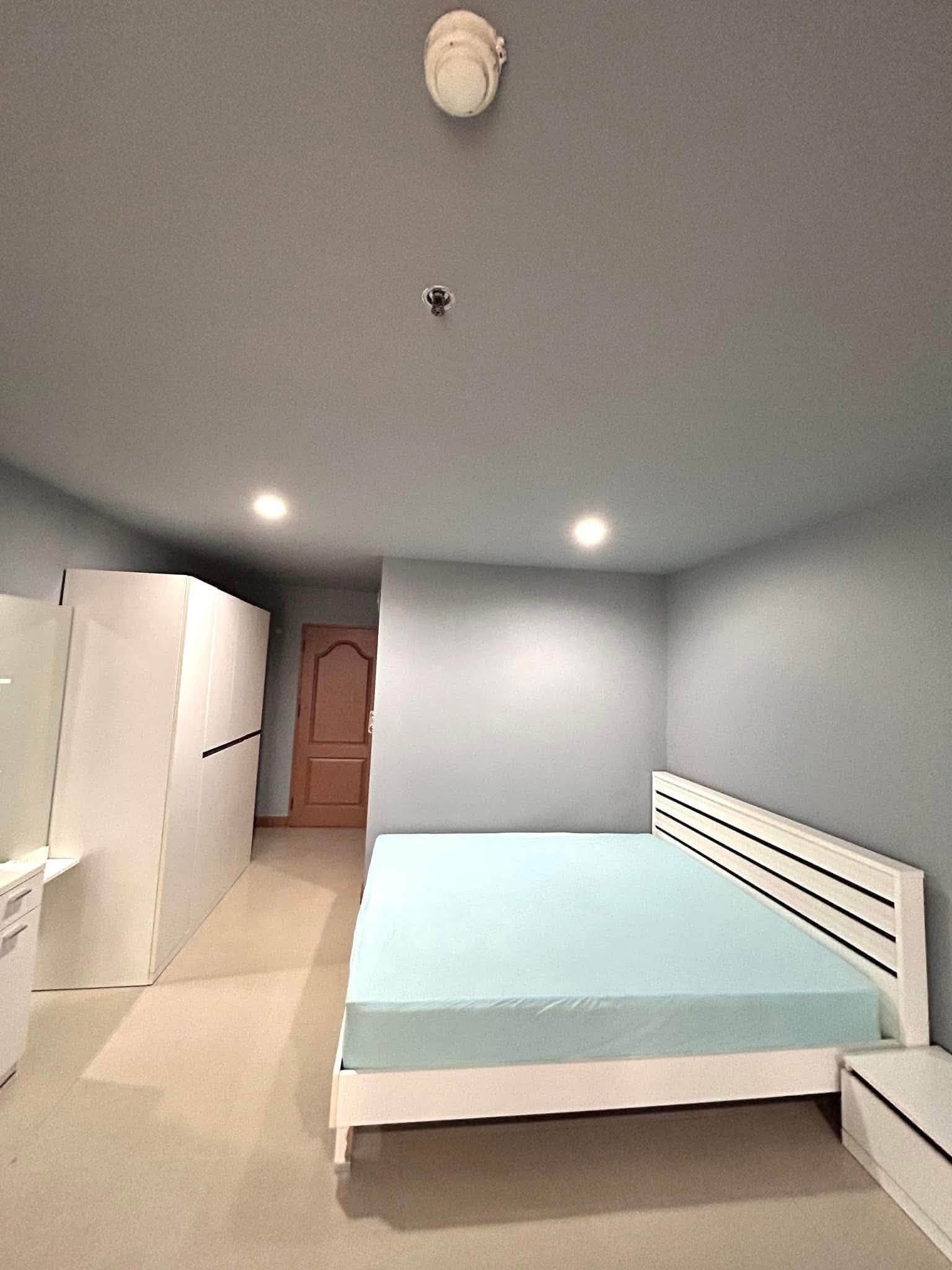 ให้เช่า คอนโด Regent Home Condominium 7/2 (แยกบางนา)
