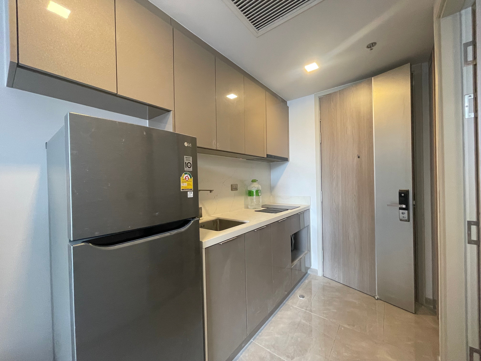 FOR RENT - 1 BEDROOM 28 SQ.M- READY TO MOVE IN - CALL NOW 094-641-5974 FOR RENT - 1 BEDROOM 28 SQ.M- READY TO MOVE IN - CALL NOW 094-641-5974