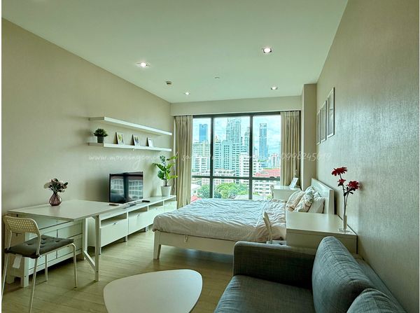Studio Condo for Rent in Asoke near BTS