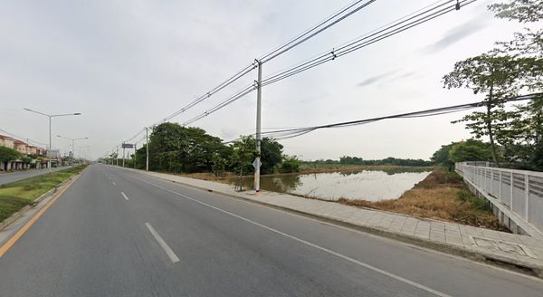 Land for sale, opposite the Electricity Authority, Lam Luk Ka, Khlong 7, area 8 rai 3 ngan 14.8 sq m.