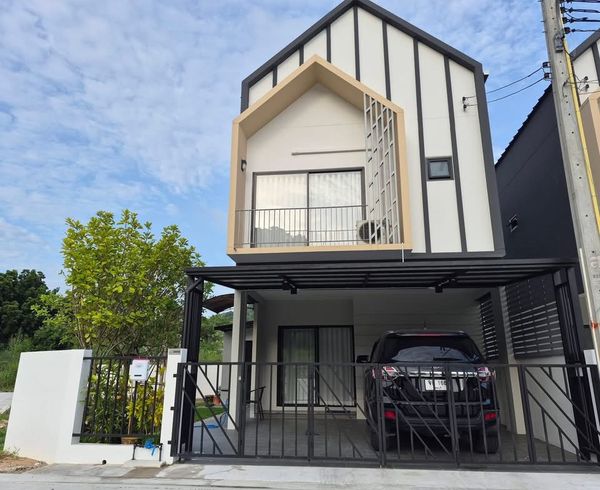 Fern Village Bang Saen / 3 Bedrooms (For Sale), Fern Village Bang Saen / 3 Bedrooms (FOR SALE) NANN001