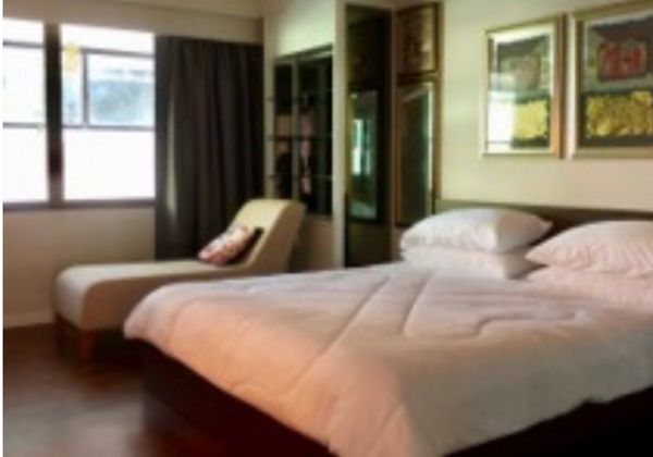 Benjasri Condo 231 sq.m. 3 Bed 3 Bath Please Add Line ID @806qphgn o841505483