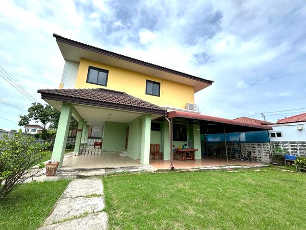 🏡 Two-story detached house for rent with a large lawn in Khlong Sam Wa area ✨💛🧡💚 Line ID: @mynewhome 💛🧡💚