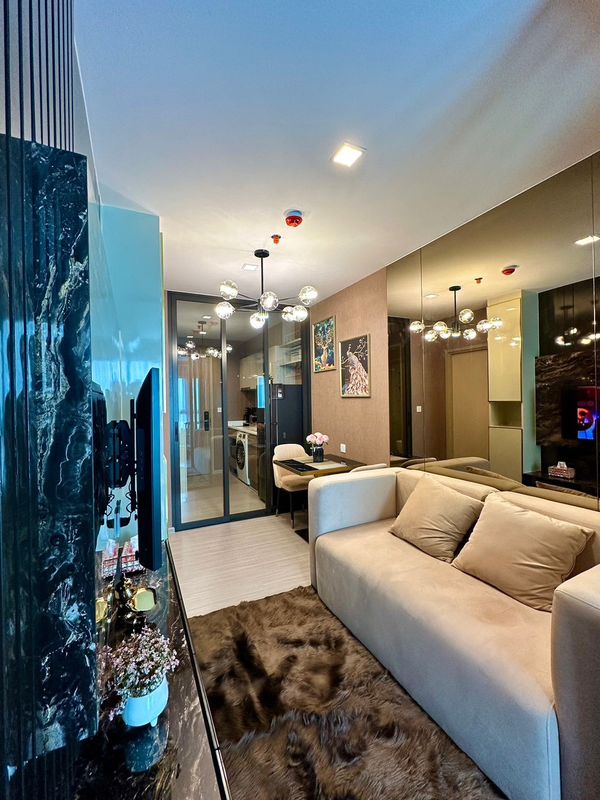 Life Sathorn Sierra 1 ห้องนอน + 1 ห้องอเนกประสงค์ บิ้วอินครบสวย ห้องใหม่ ว่างพร้อมให้เช่า