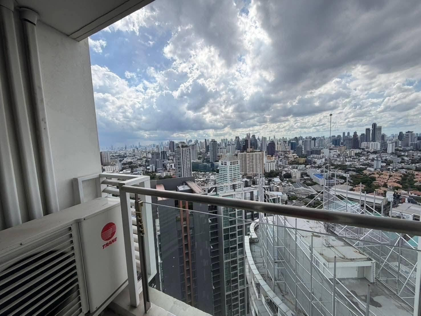 For rent Le luk Condominium 2BED ตกแต่งครบ พร้อมเข้าอยู่ ใกล้ BTS พระโขนง -RW008357 – รูปที่ 4