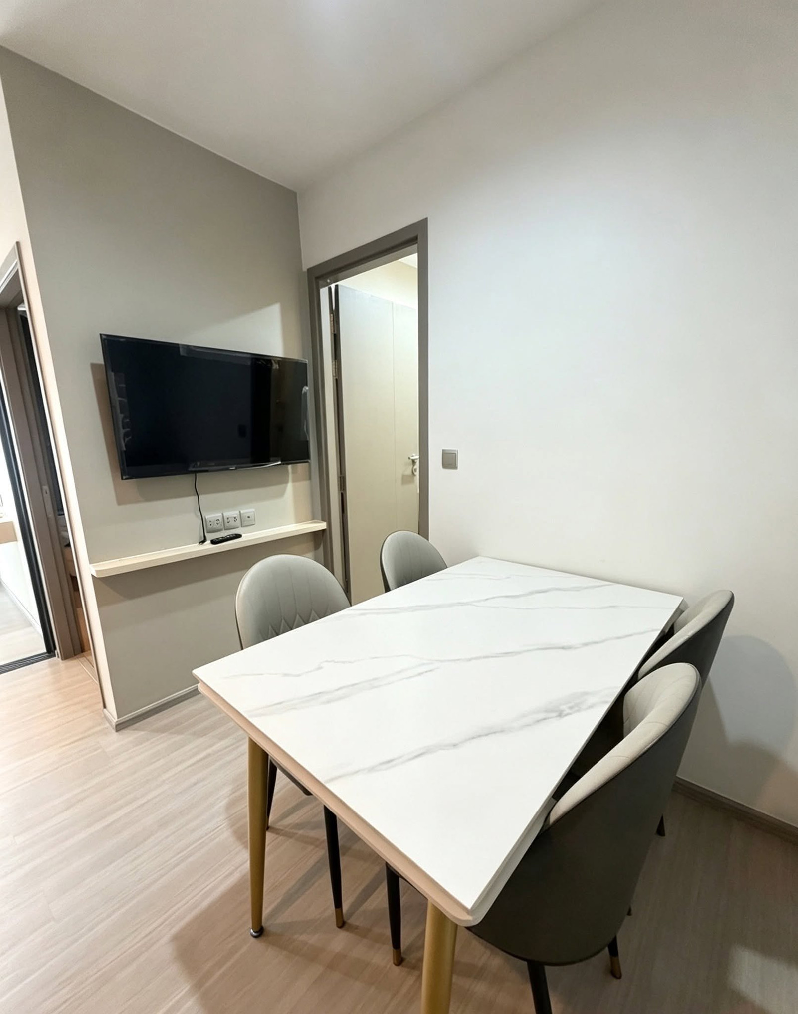 Condo for Rent Life Asoke Hype Condo for Rent Life Asoke Hype