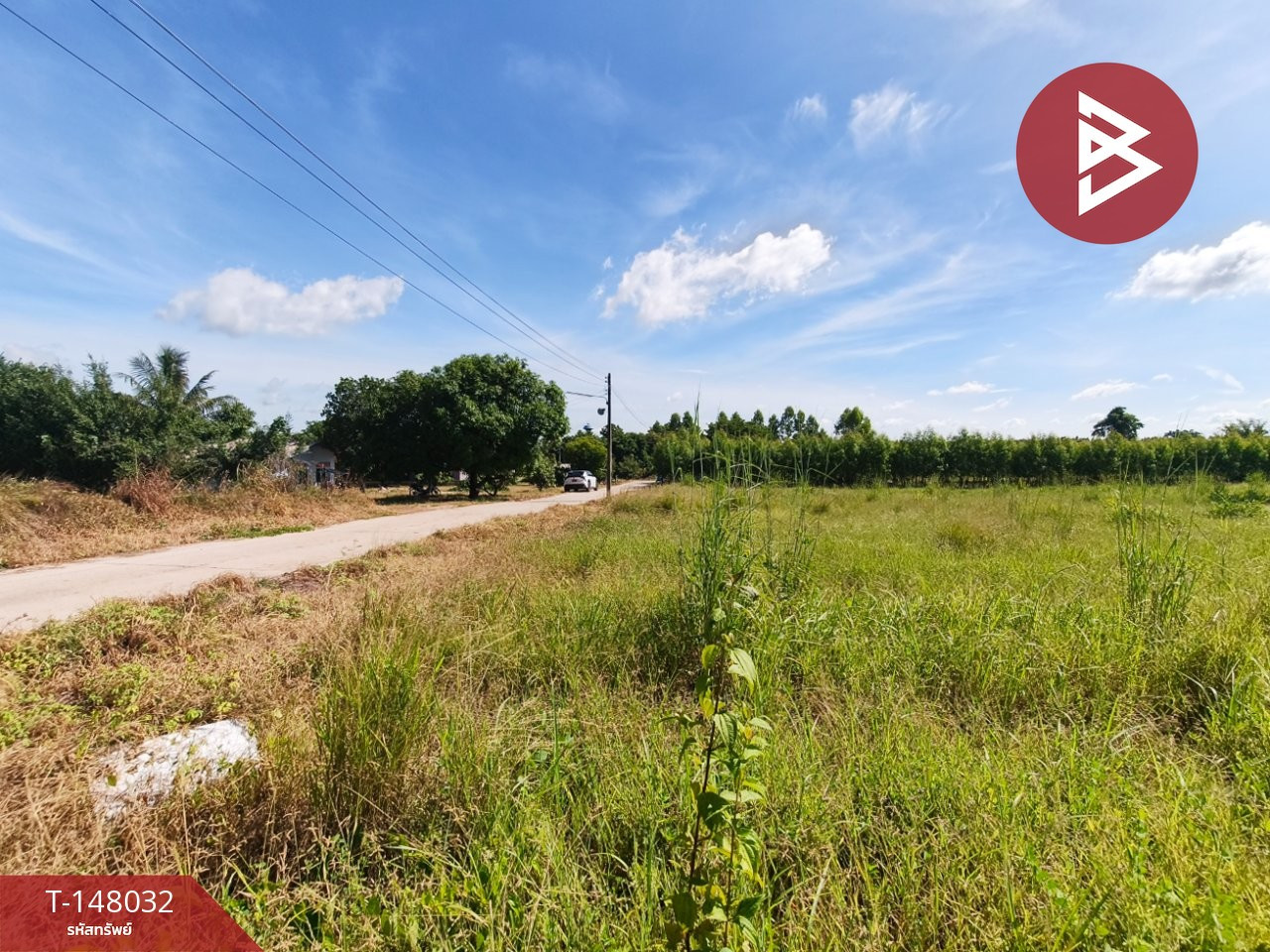 Land for sale, area 9 rai 36 sq m, Phanom Sarakham, Chachoengsao.