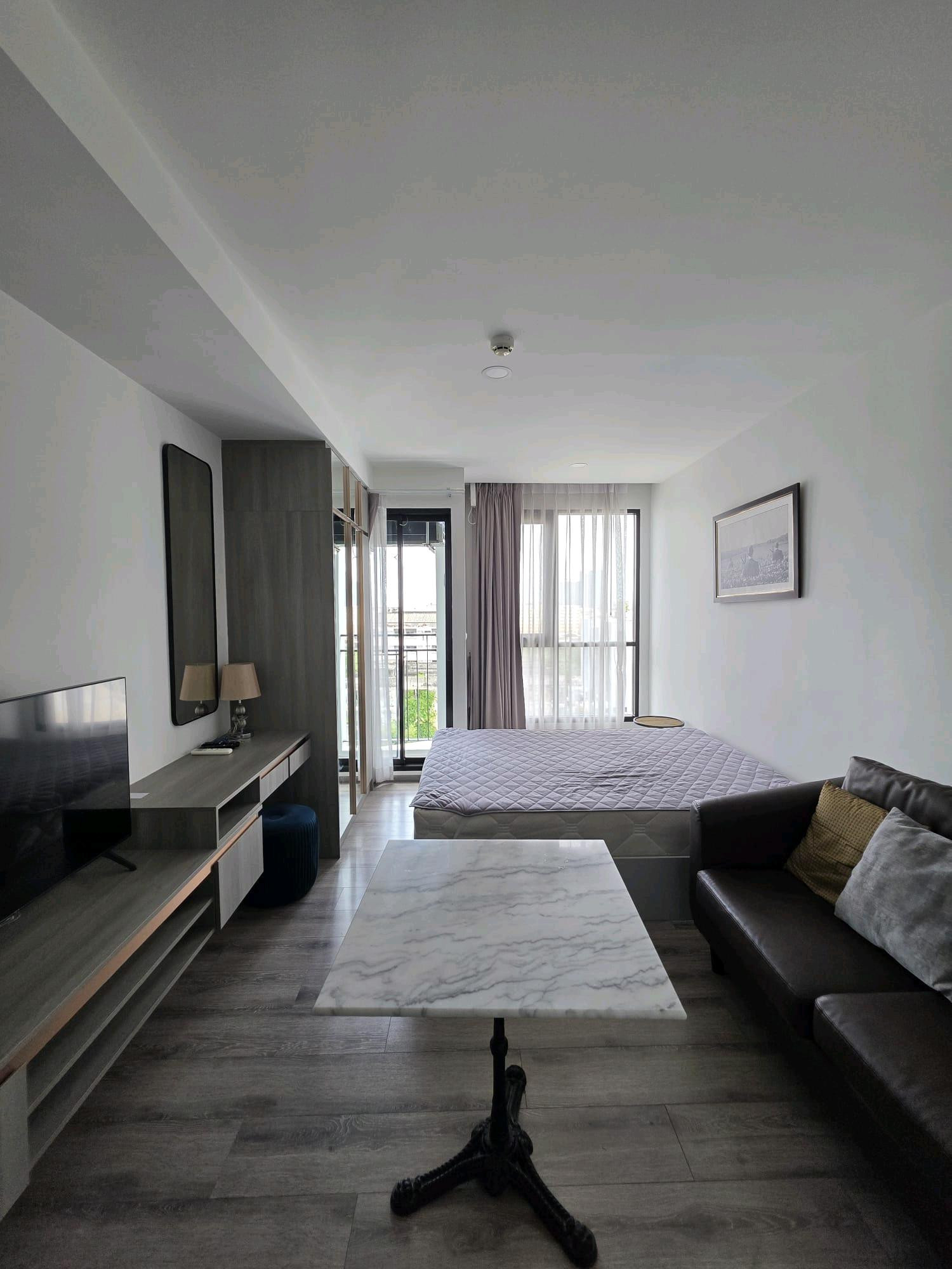 กุญแจอยู่ในมือเรา และเราดูแลห้องนี้เอง — ห้องว่าง พร้อมย้ายเข้าได้ทันที