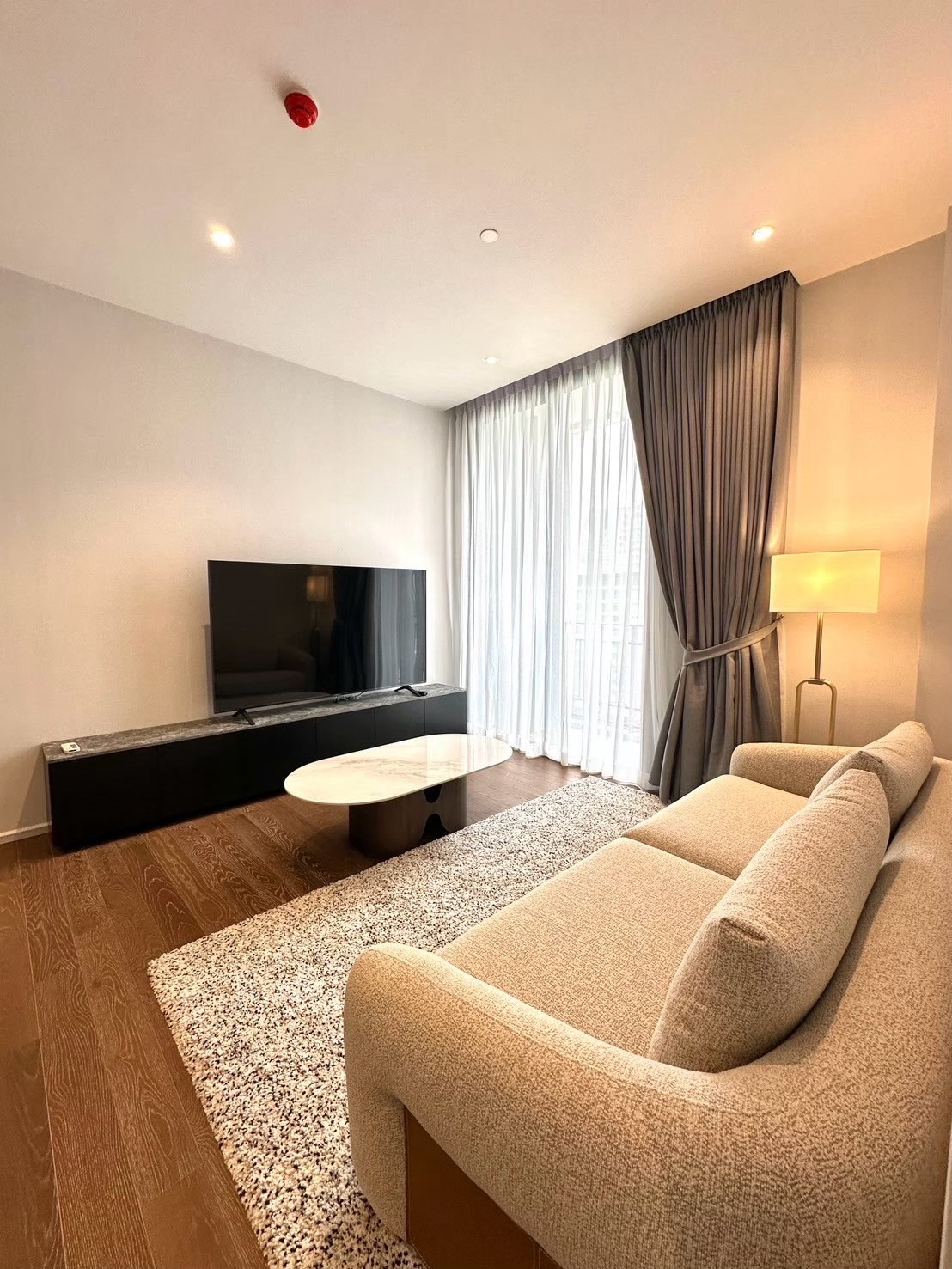 For Rent Muniq Langsuan For Rent Muniq Langsuan