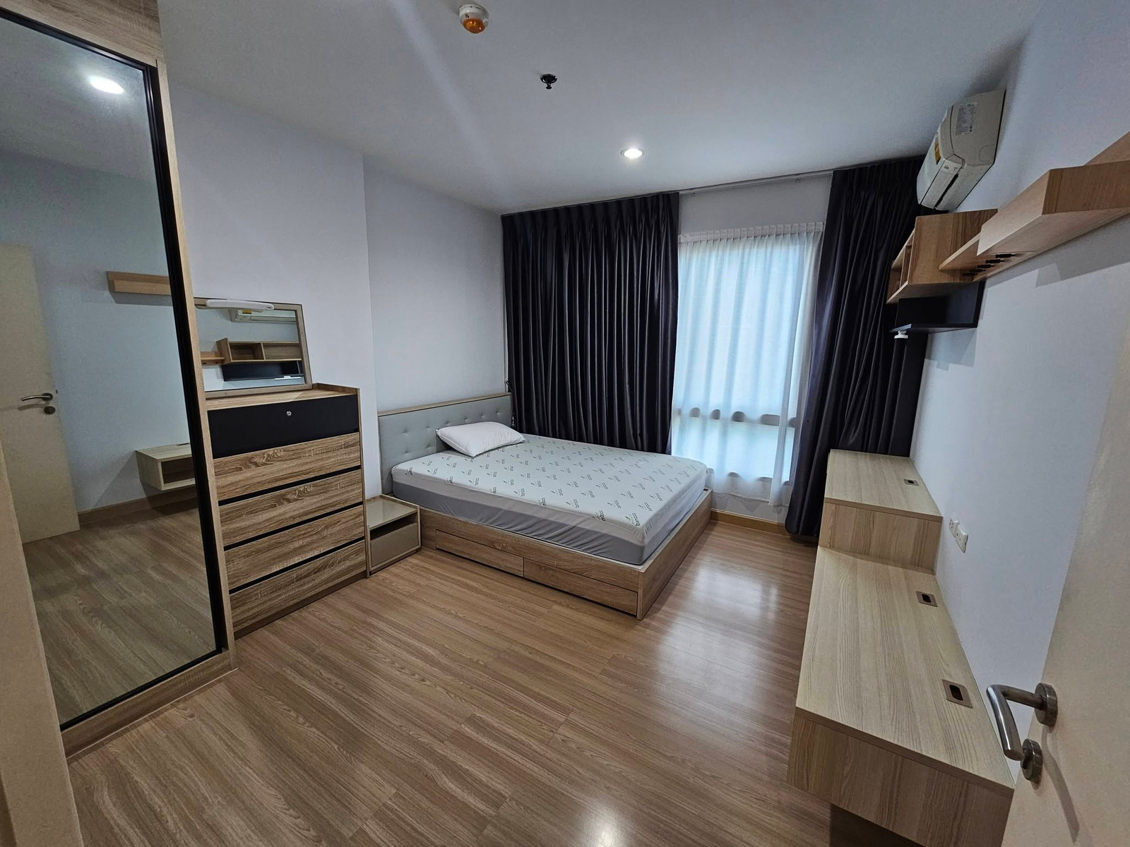 Code: KJS665 Selling The Niche Mono Ratchavipha The Niche Mono Ratchavipha 📲 Inquire @kjcondo (with @ in front)