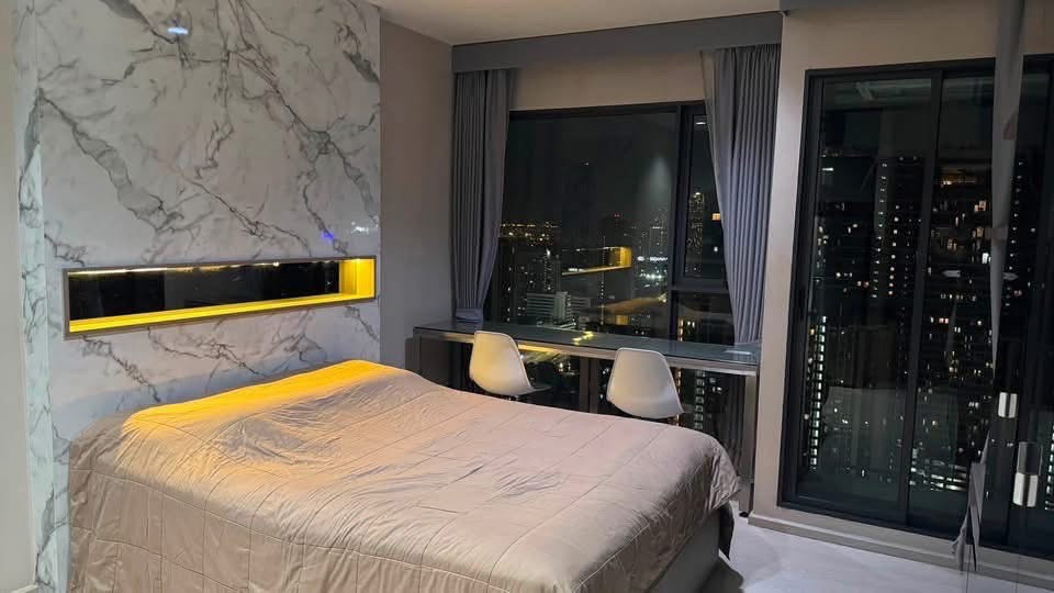 ⚜️ปล่อยเช่า Rhythm Asoke (ริทึ่ม อโศก) สนใจสอบถาม แอดไลน์ 🆔  𝐈𝐃 𝐋𝐢𝐧𝐞 : @glorious1 หรือ https://lin.ee/897Debr โทร 099 498 2461