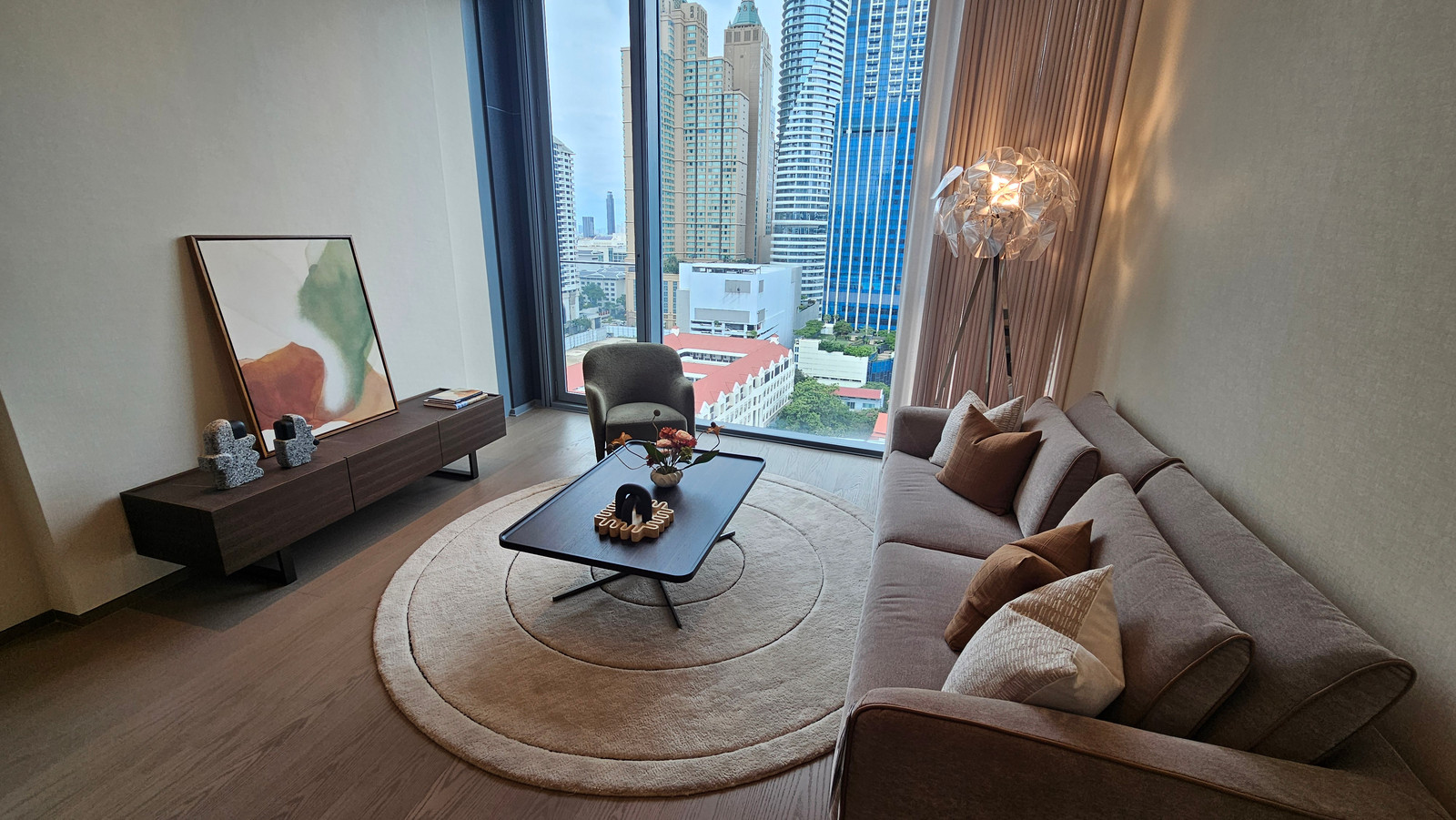 ขาย SCOPE Langsuan | 1 ห้องนอน 84.09 ตร.ม. | Fully Fitted | ราคาพิเศษ 50 ล้านบาท ขาย SCOPE Langsuan | 1 ห้องนอน 84.09 ตร.ม. | Fully Fitted | ราคาพิเศษ 50 ล้านบาท