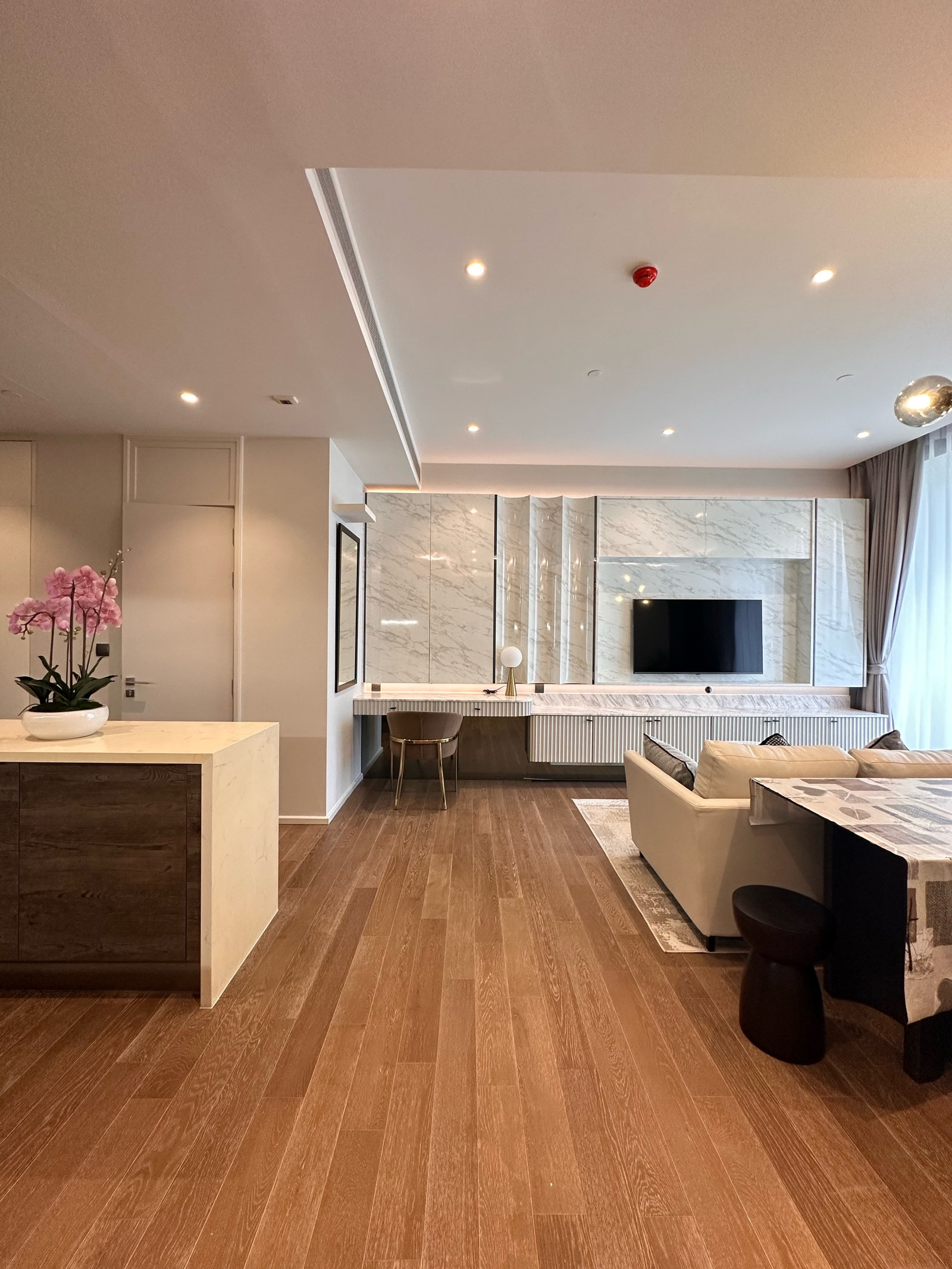 For Rent Muniq Langsuan  – รูปที่ 2