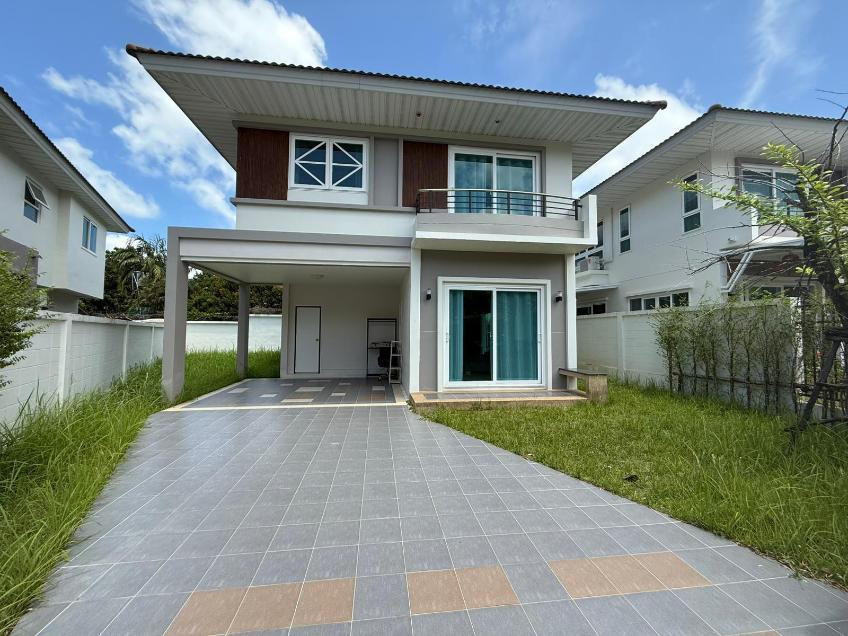 Spacious 4-Bedroom Villa in Chalong, Phuket
