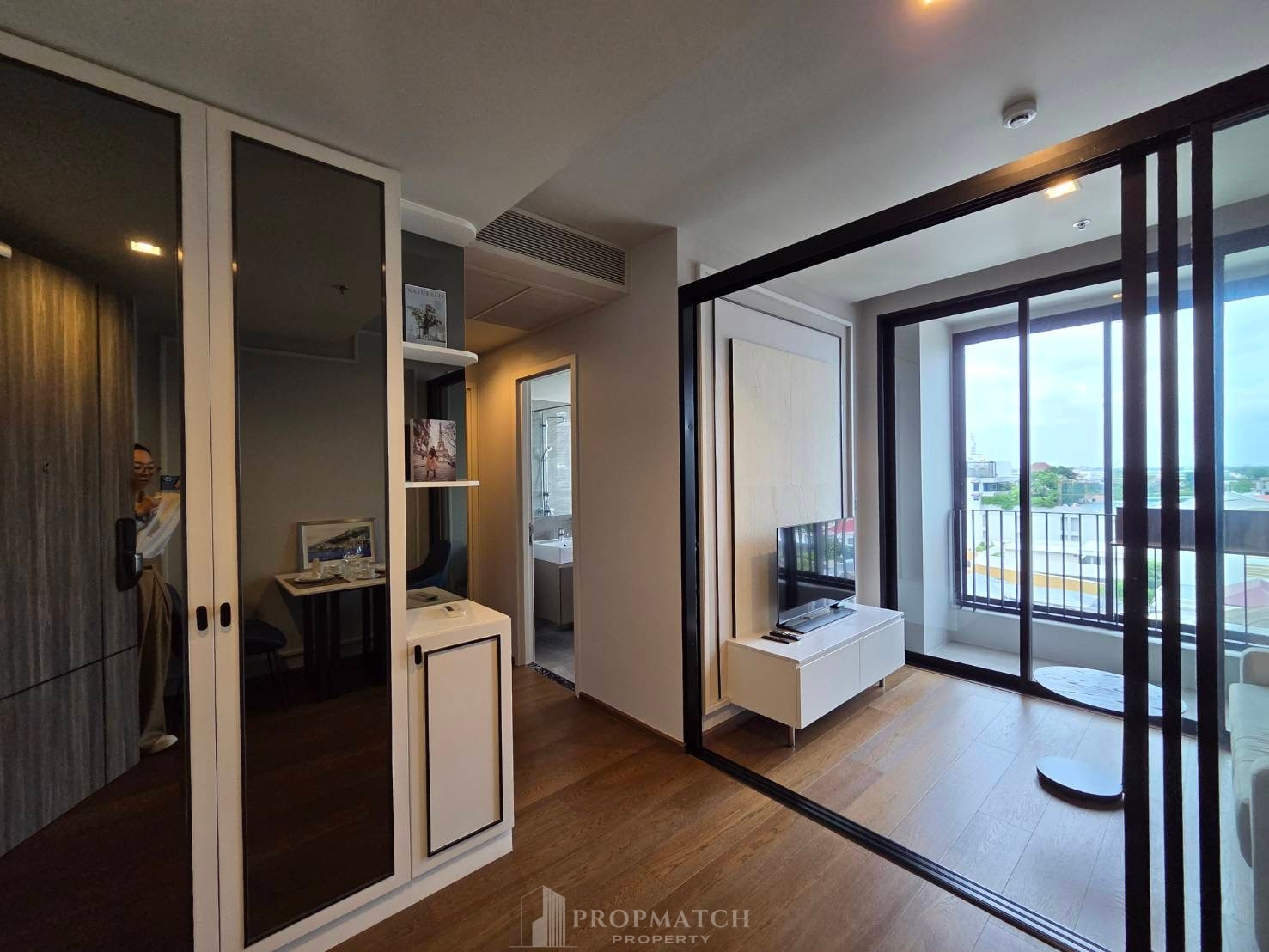 ✨Flash Deal ✨ Ideo Q Sukhumvit 36 (1Bed 1Bath 45SQM.) พร้อมอยู่ ! เพียง 35,000 บาทต่อเดือน Tel.0981315848 @propmatch ✨Flash Deal ✨ Ideo Q Sukhumvit 36 (1Bed 1Bath 45SQM.) พร้อมอยู่ ! เพียง 35,000 บาทต่อเดือน Tel.0981315848 @propmatch