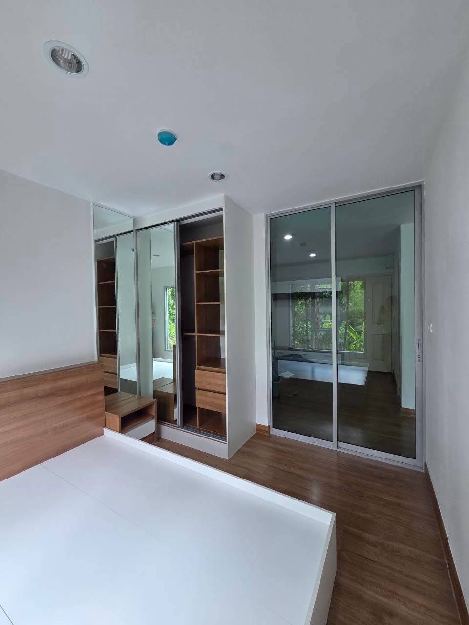 Condo for sale: The connextion 2 - Rattanathibet, fully furnished, only 1.159 million baht.