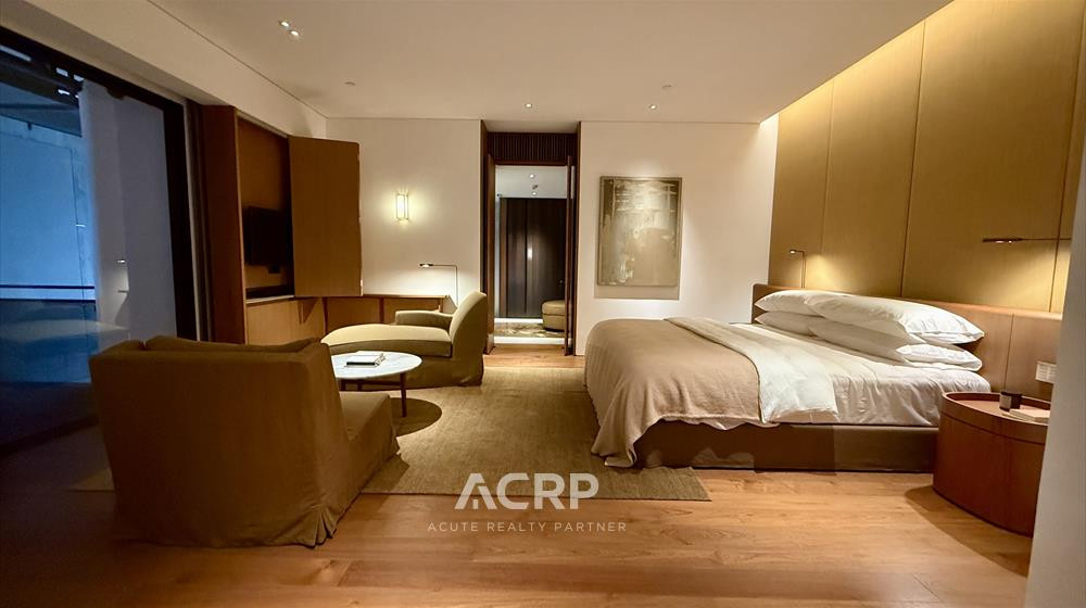 Luxury spacious Duplex condo for sale in Sathorn - Narathiwas. – รูปที่ 4