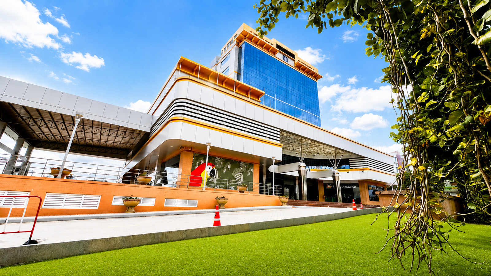 **JW Towe Premium Commercial Space for Lease** **อาคารสำนักงาน คลังสินค้า และศูนย์กระจายสินค้า ให้เช่า ทั้งรายชั้นและทั้งอาคาร**
