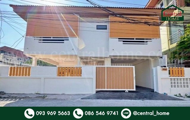 Single house, Lat Phrao 80 (Soi Chantima), completely renovated house.