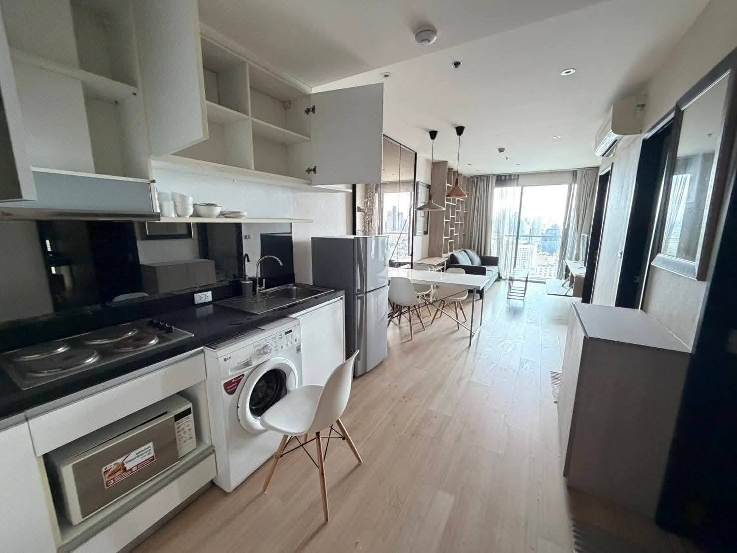 For rent Le luk Condominium 2BED ตกแต่งครบ พร้อมเข้าอยู่ ใกล้ BTS พระโขนง -RW008357 – รูปที่ 2