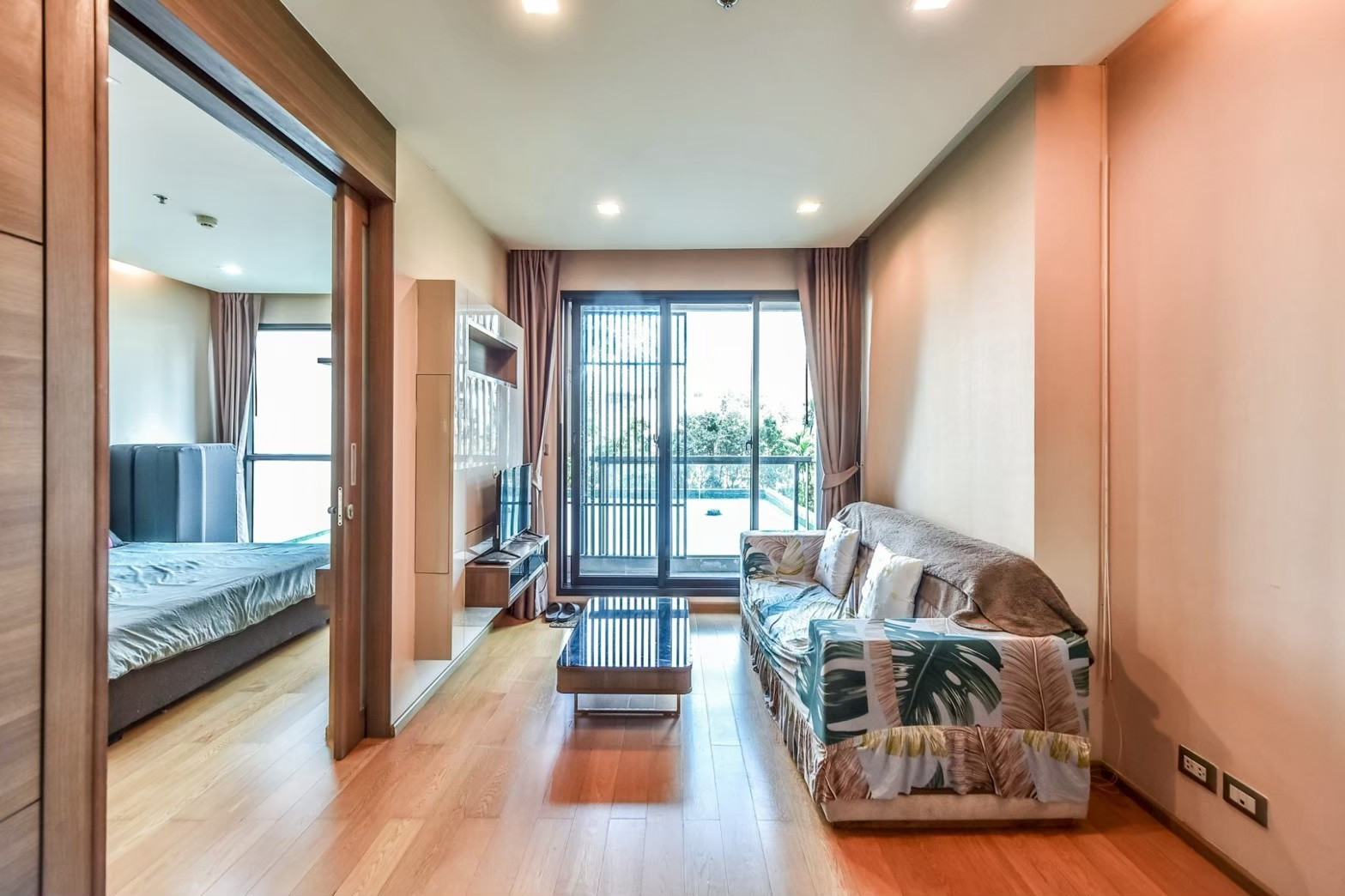 1 bed - 46.5 sqm - low floor