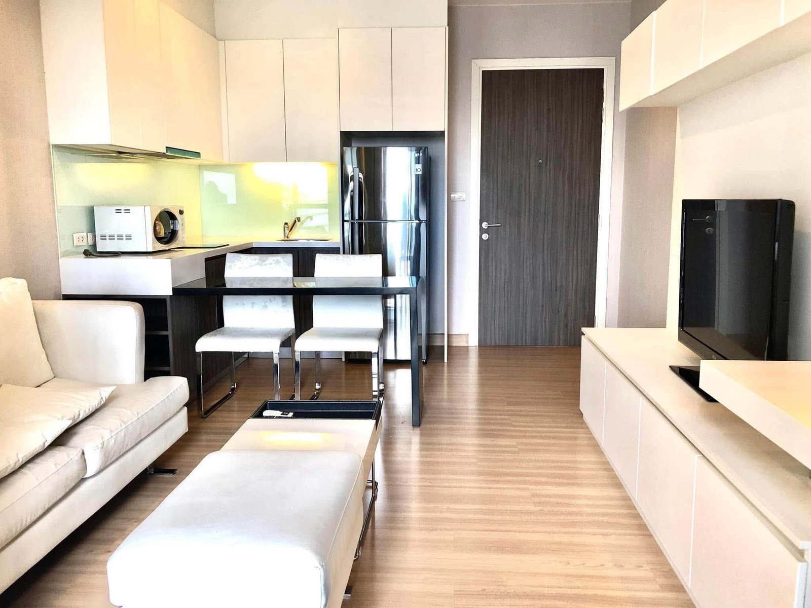 🔥 เออร์บาโน่ แอบโซลูท สาทร - ตากสิน  🔥 ขนาด 38 ตรม.  📍  เดินประมาณ 5 นาทีถึง BTS กรุงธนบุรี ใกล้ไอคอนสยาม  – รูปที่ 2