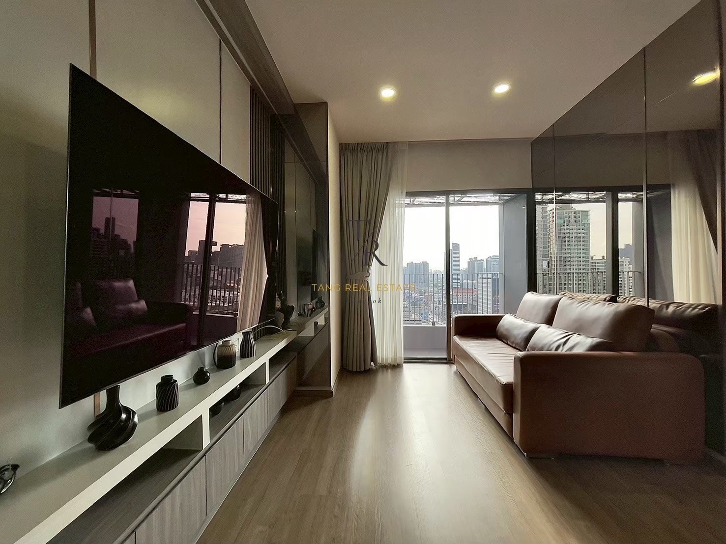 ให้เช่าคอนโด — คลาวด์ ทองหล่อ-เพชรบุรี 🏙️2 ห้องห้อง 2 ห้องน้ำ | 55 ตร.ม. ให้เช่าคอนโด — คลาวด์ ทองหล่อ-เพชรบุรี 🏙️2 ห้องห้อง 2 ห้องน้ำ | 55 ตร.ม.