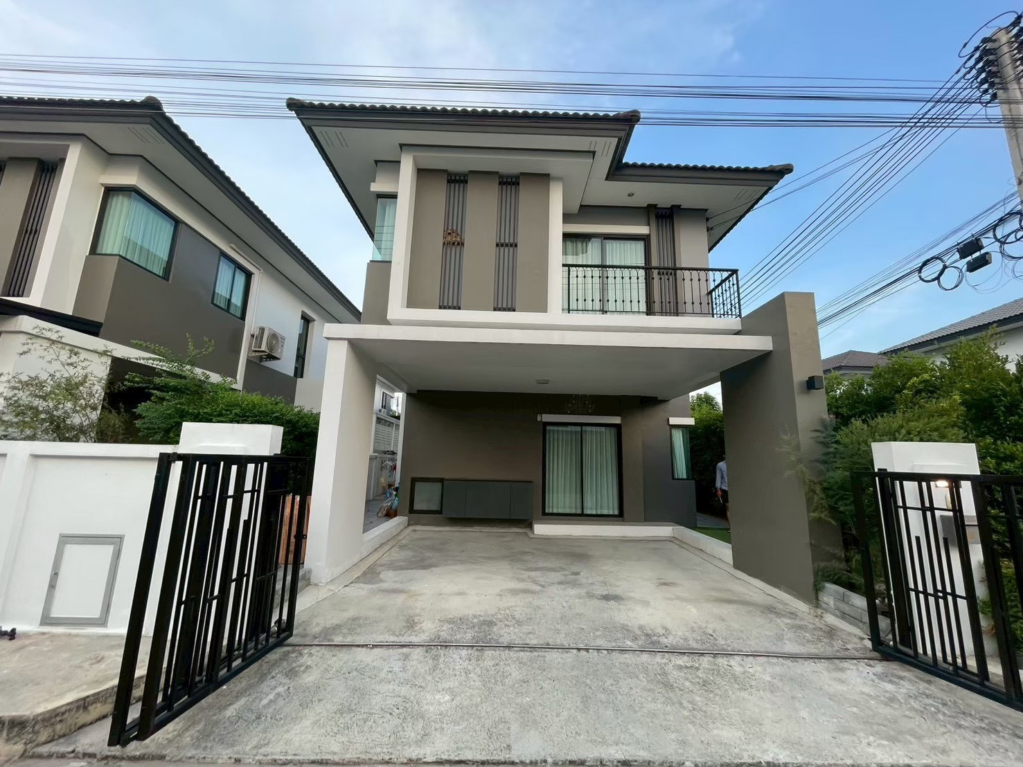2-story corner house for sale, Baan Fah Greenery Project, Thiwa Pinklao - Sai 5 | House only 3 years old | Ready to move in 2-story corner house for sale, Baan Fah Greenery Project, Thiwa Pinklao - Sai 5 | House only 3 years old | Ready to move in