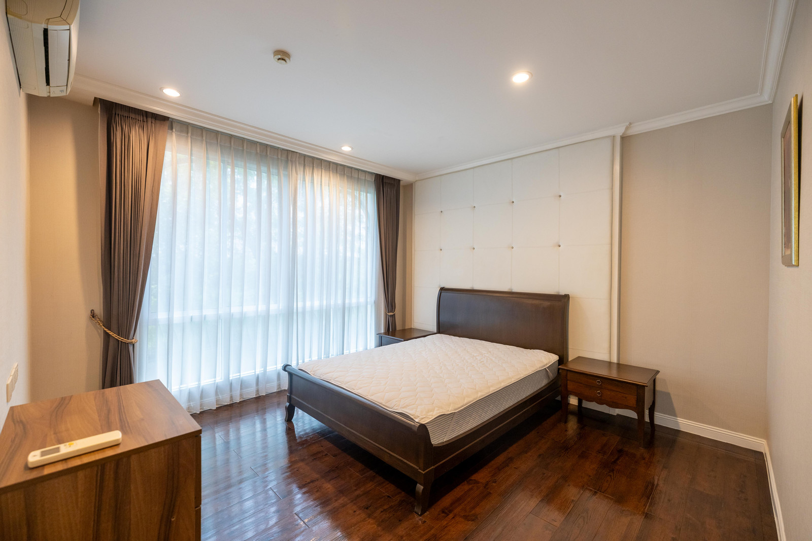 Duplex 2-story condo for sale, Leticia Rama 9, good location, convenient travel, near Central Rama 9.