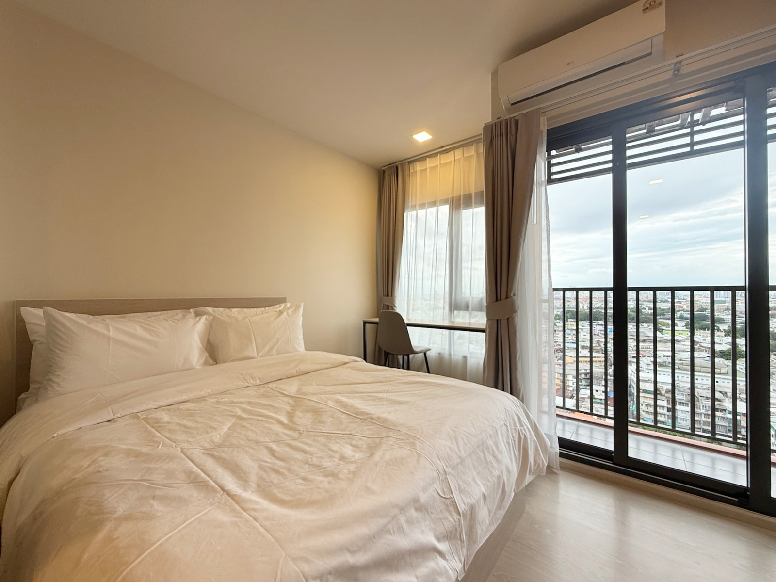🖼️ For rent Flo by Sansiri, 1 bedroom, river view 🖼️ For rent Flo by Sansiri, 1 bedroom, river view