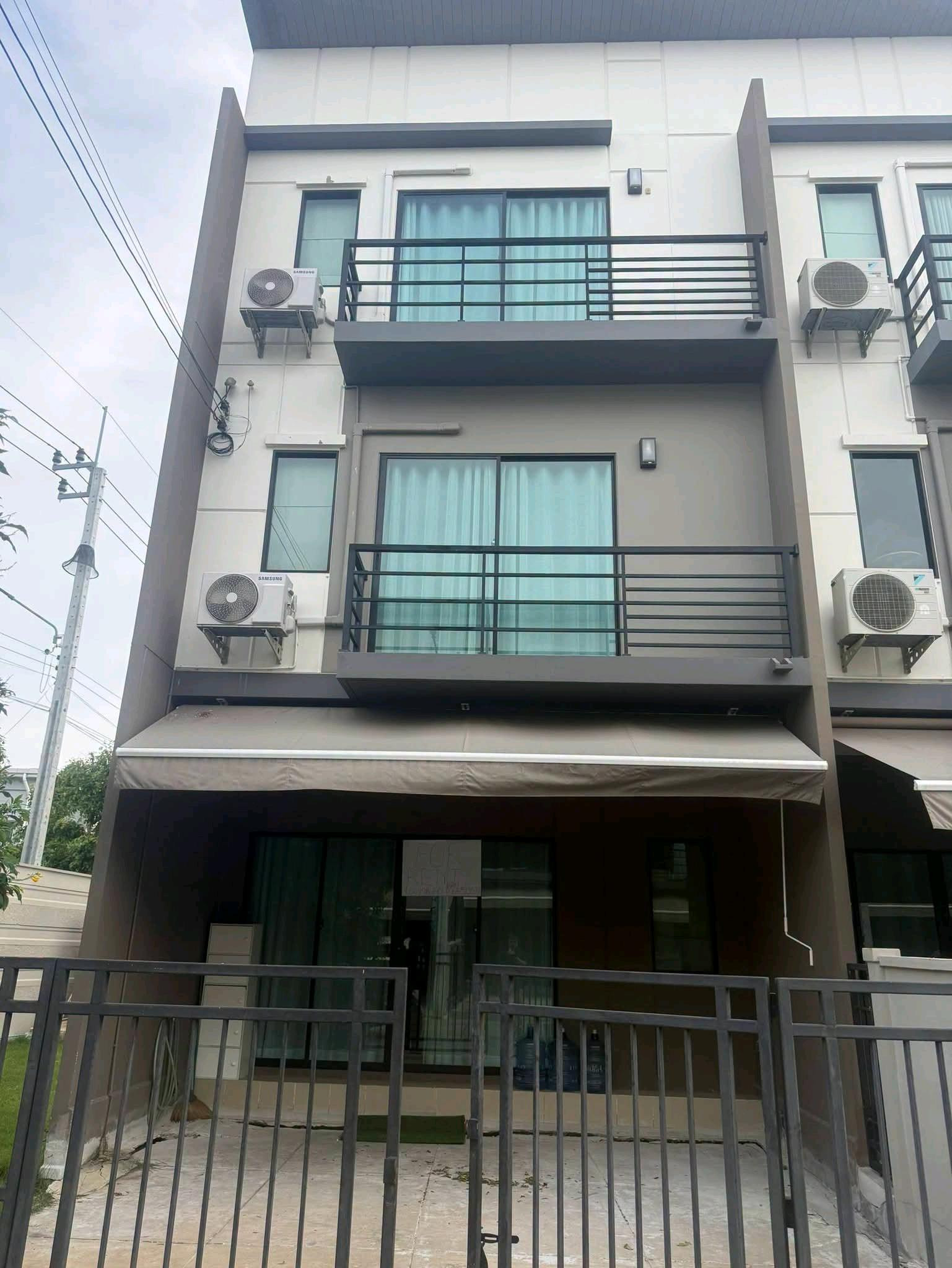 N3020 FOR RENT Baan Klangmuang Srinakarin Onnut N3020 FOR RENT Baan Klangmuang Srinakarin Onnut