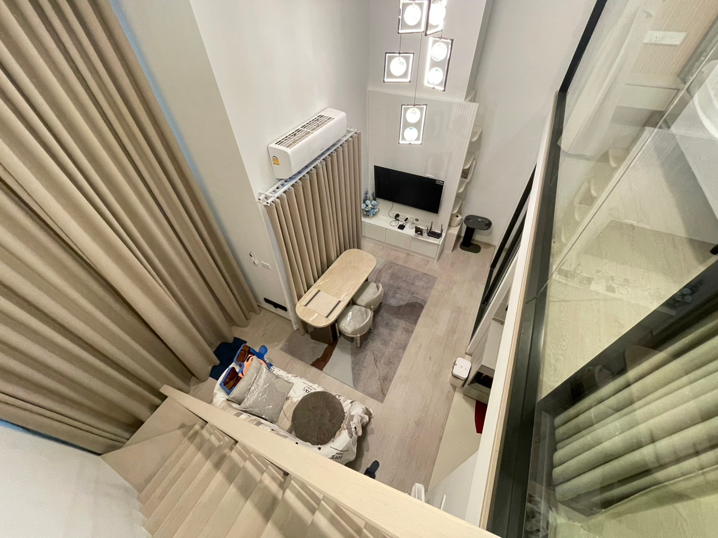 ให้เช่าคอนโด Cobe Kaset-Sripatum High Ceiling 30.5 ตร.ม. | พื้นที่ใช้สอยรวม 48 ตร.ม. | ตกแต่งพร้อมเข้าอยู่ ให้เช่าคอนโด Cobe Kaset-Sripatum High Ceiling 30.5 ตร.ม. | พื้นที่ใช้สอยรวม 48 ตร.ม. | ตกแต่งพร้อมเข้าอยู่