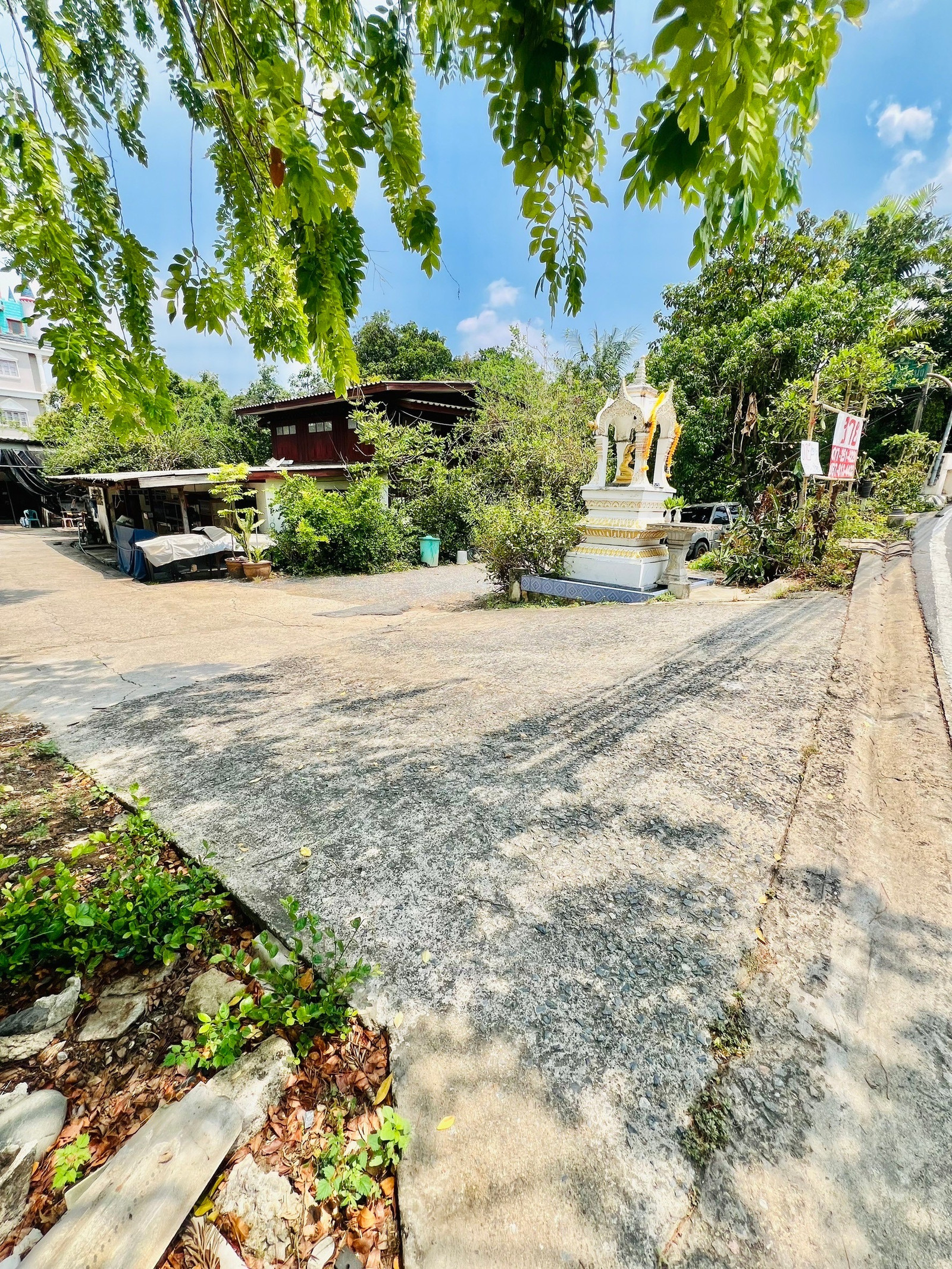 Land for sale along the Bang Waek river, 281 square meters, next to Bang Chueak Nang Canal. Near Ratchaphruek and Phutthamonthon Sai 1 Land for sale along the Bang Waek river, 281 square meters, next to Bang Chueak Nang Canal. Near Ratchaphruek and Phutthamonthon Sai 1