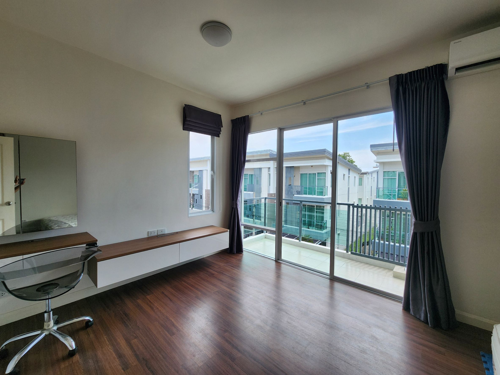 ST14110 - Town Avenue Srinakarin :  ทาวน์ อเวนิว ศรีนครินทร์ : Town Avenue Srinakarin :  ทาวน์ อเวนิว ศรีนครินทร์ - – รูปที่ 3