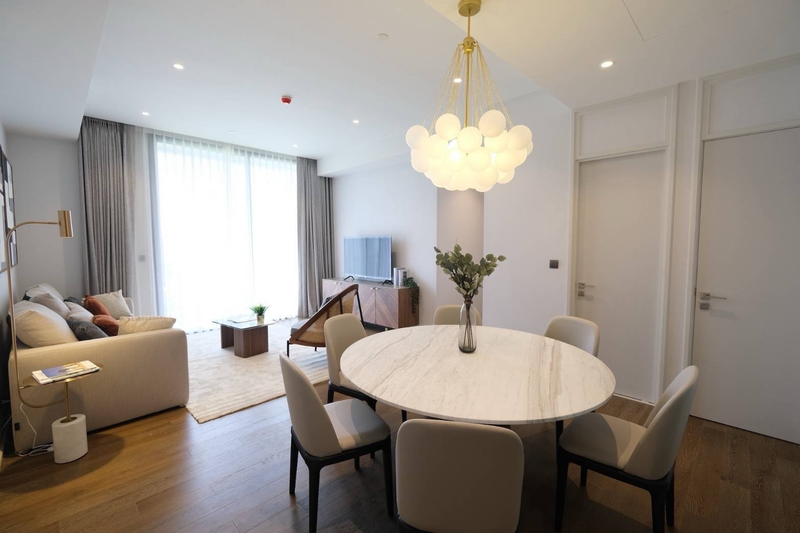 For Rent Muniq Langsuan