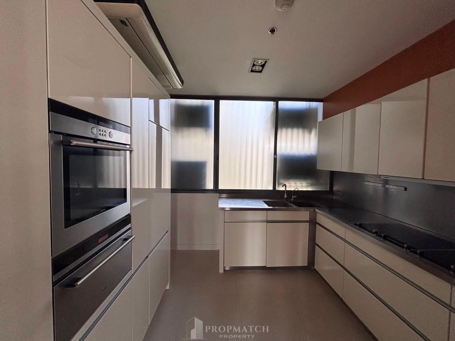 ✨Flash Deal ✨ Domus Sukhumvit 16-18 (3Bed 2Bath 167SQM.) Ready to move in! Only 150,000 baht per month Tel.0981315848 @propmatch ✨Flash Deal ✨ Domus Sukhumvit 16-18 (3Bed 2Bath 167SQM.) Ready to move in! Only 150,000 baht per month Tel.0981315848 @propmatch