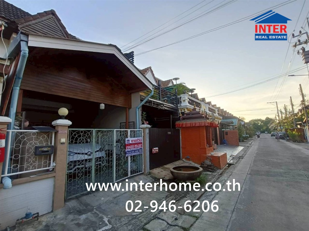 ทาวน์เฮ้าส์ 2 ชั้น 24.3 ตร.ว. หมู่บ้านศรีมณฑล ทวีวัฒนา ซอยทวีวัฒนา25 แยก28 ถนนบรมราชชนนี ถนนพุทธมณฑลสาย4 เขตตลิ่งชัน กรุงเทพมหานคร  – รูปที่ 2