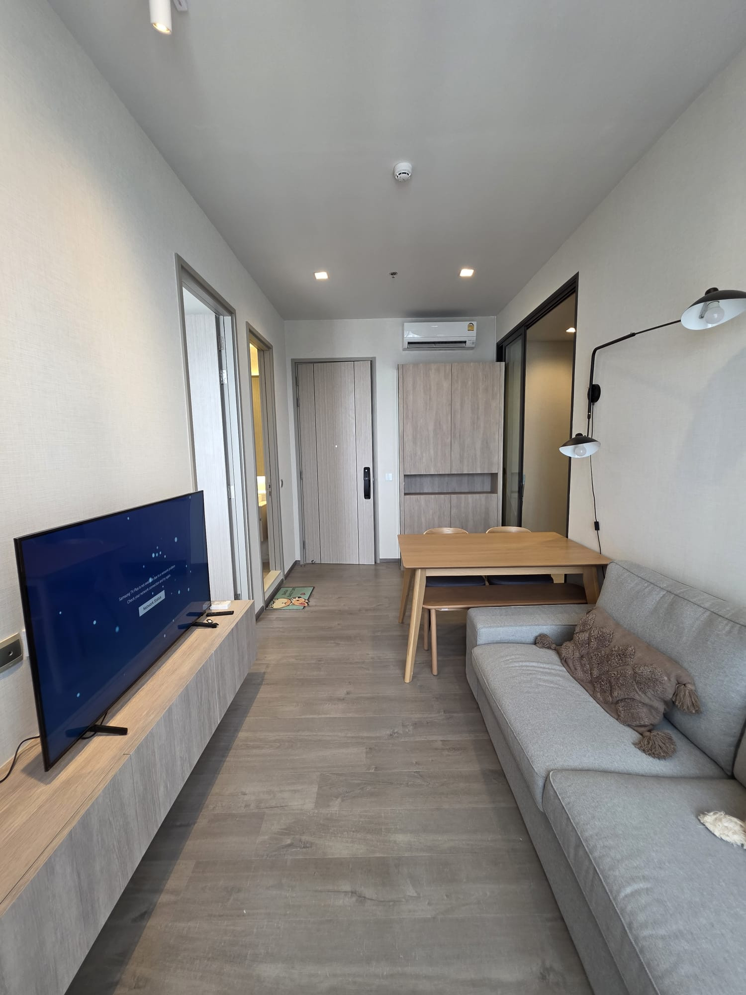 The keys are in our hands, and the room is under our care — Available for immediate move-in.