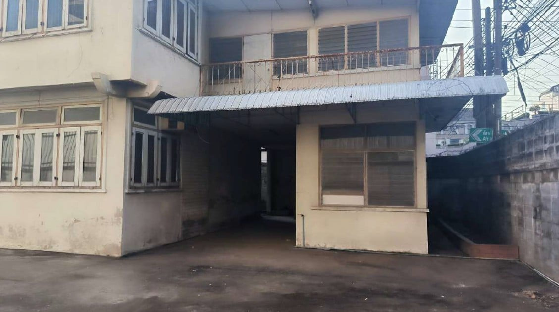 Land for sale 1 rai 0 ngan 90.7 sq m, Soi Sukhumvit 4, near BTS Nana and Benjakitti Park. – รูปที่ 2