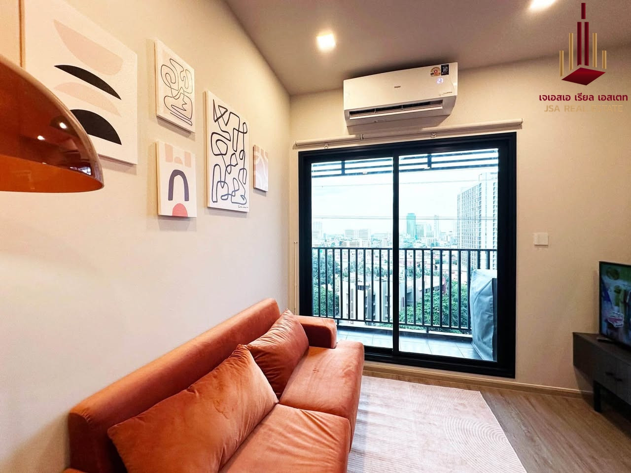 ✨ For Rent: Metris District Ladprao Condo ✨ 💰 Only 33,000 THB/month