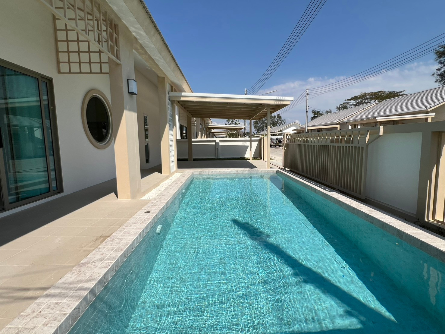 บ้านเดี่ยวพร้อมสระว่ายน้ำ 3 ห้องนอน หัวหิน – รูปที่ 2