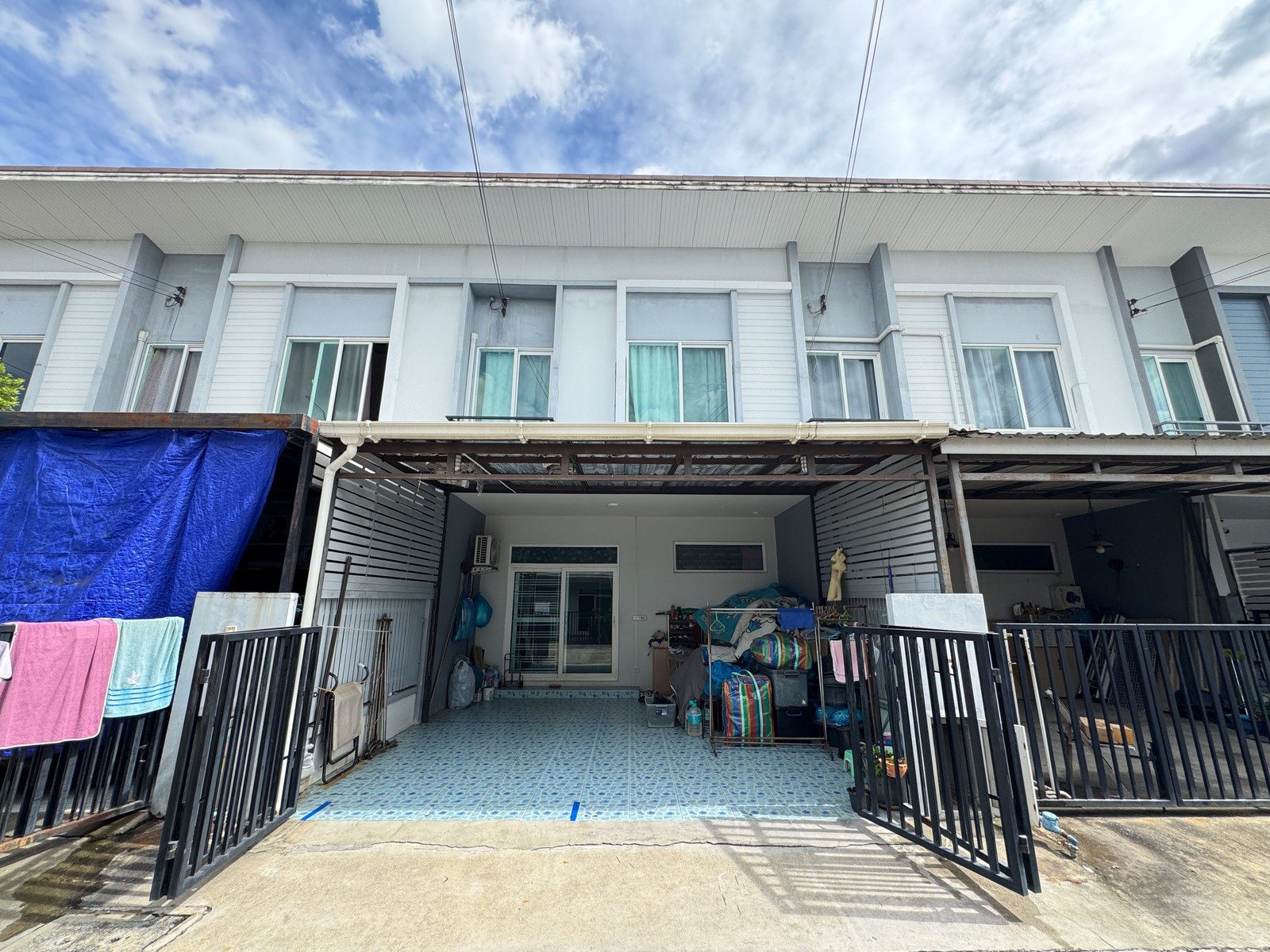 สภาพบ้านดี ขายถูกมาก! ทาวน์โฮม คาซ่า ซิตี้ วัชรพล - เพิ่มสิน (Casa City Watcharapol - Permsin) เดินทางสะดวกใกล้ทางด่วน และสนามบินดอนเมือง  – รูปที่ 2