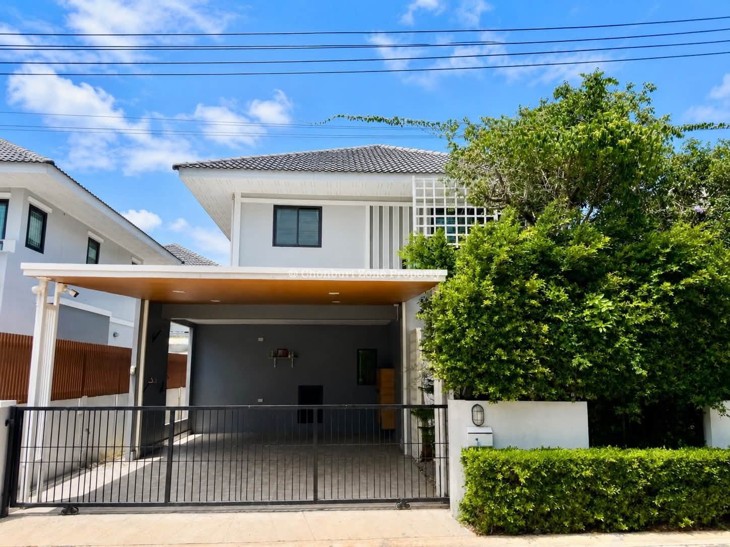 House for Sale Maneerin Park Village ,Bang Phra House for Sale Maneerin Park Village ,Bang Phra