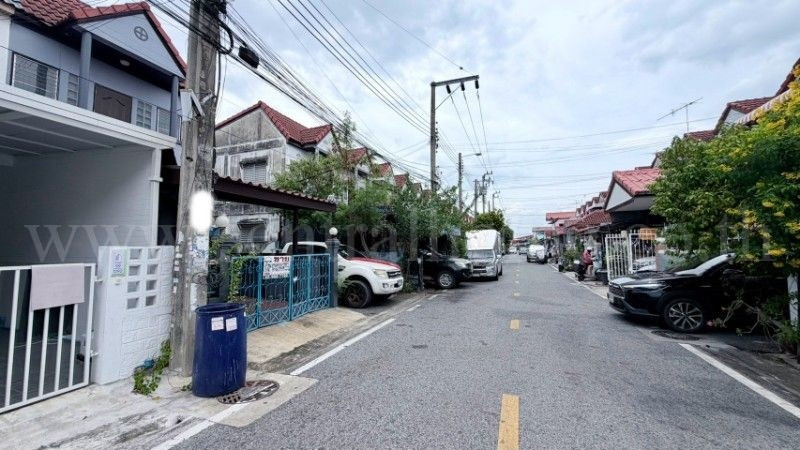 ทาวน์เฮ้าส์ ทรัพย์ดินทอง เทพารักษ์ หลังริม รีโนเวทพร้อมอยู่ – รูปที่ 3