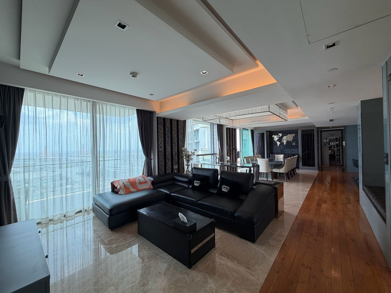 Rare The Pano Rama 3 Riverside Residence with Panoramic Chao Phraya River Views and 2 Expansive Balconies
