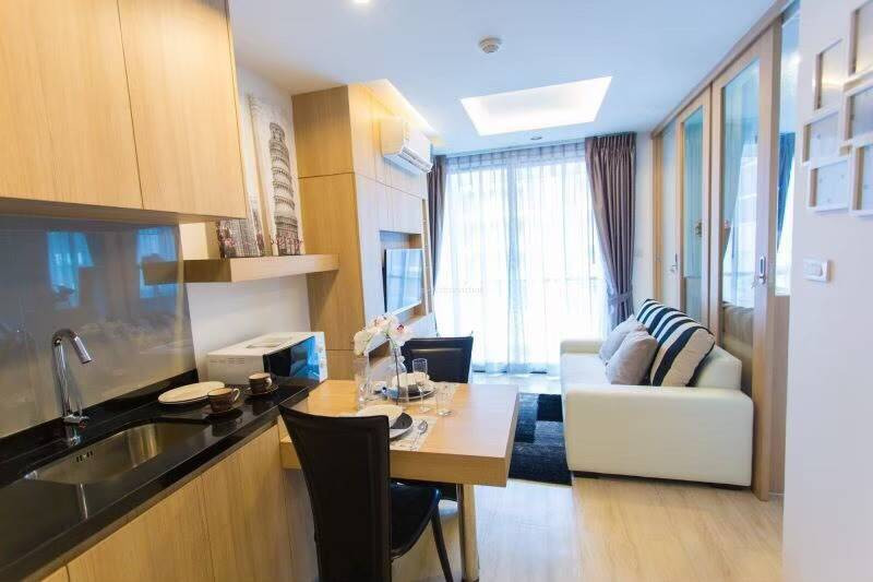 98371 - THE CHEZZ METRO LIFE CONDO 33 sq.m. | 6th Floor | South Facing