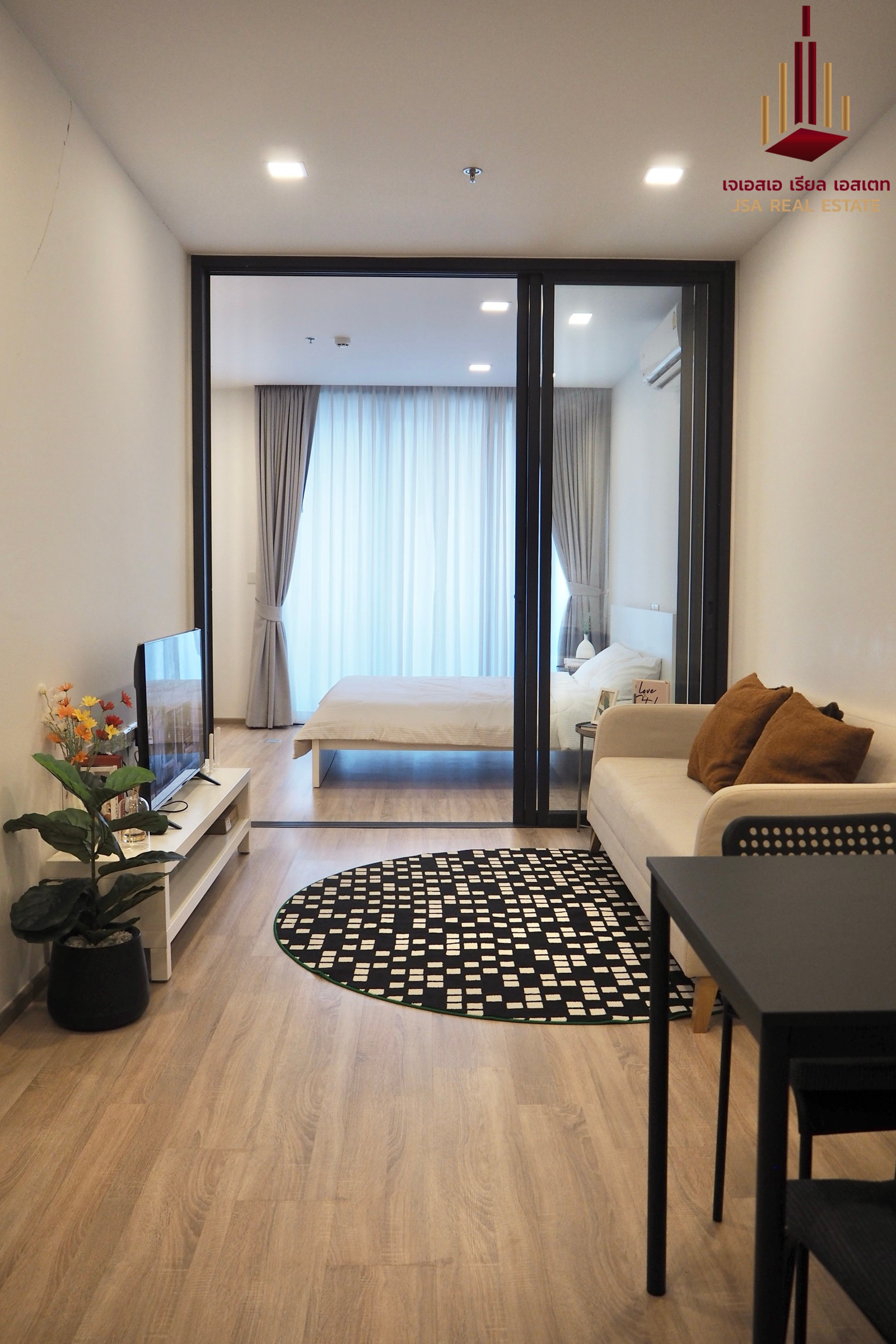 ✨ For Rent : XT Phayathai Condo ✨ 💰 Only 27,000 THB/month ✨ For Rent : XT Phayathai Condo ✨ 💰 Only 27,000 THB/month