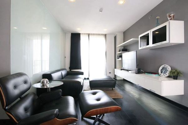 #Urgent sale Sukhumvit condo The Alcove Thonglor Thonglor 10, 11th floor #Buy condo investment Sukhumvit #2 bedroom condo for sale#special price 8.5 million, negotiable, ready to accept conditions, room details - 78 square meters - 2 bedrooms, 2 bathrooms